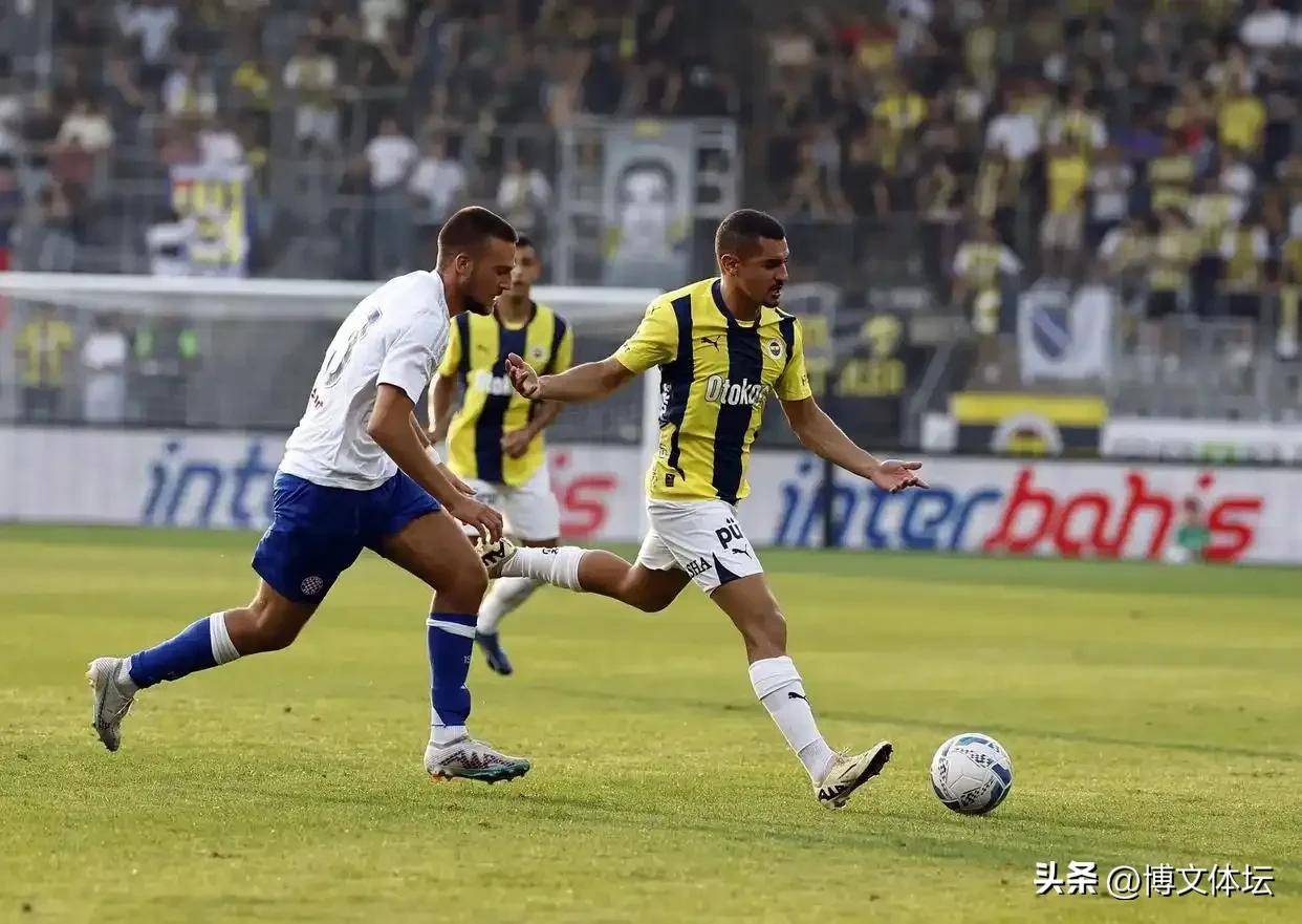 包含贝西克塔斯客场大胜安塔利亚体育，继续领跑土超积分榜的词条