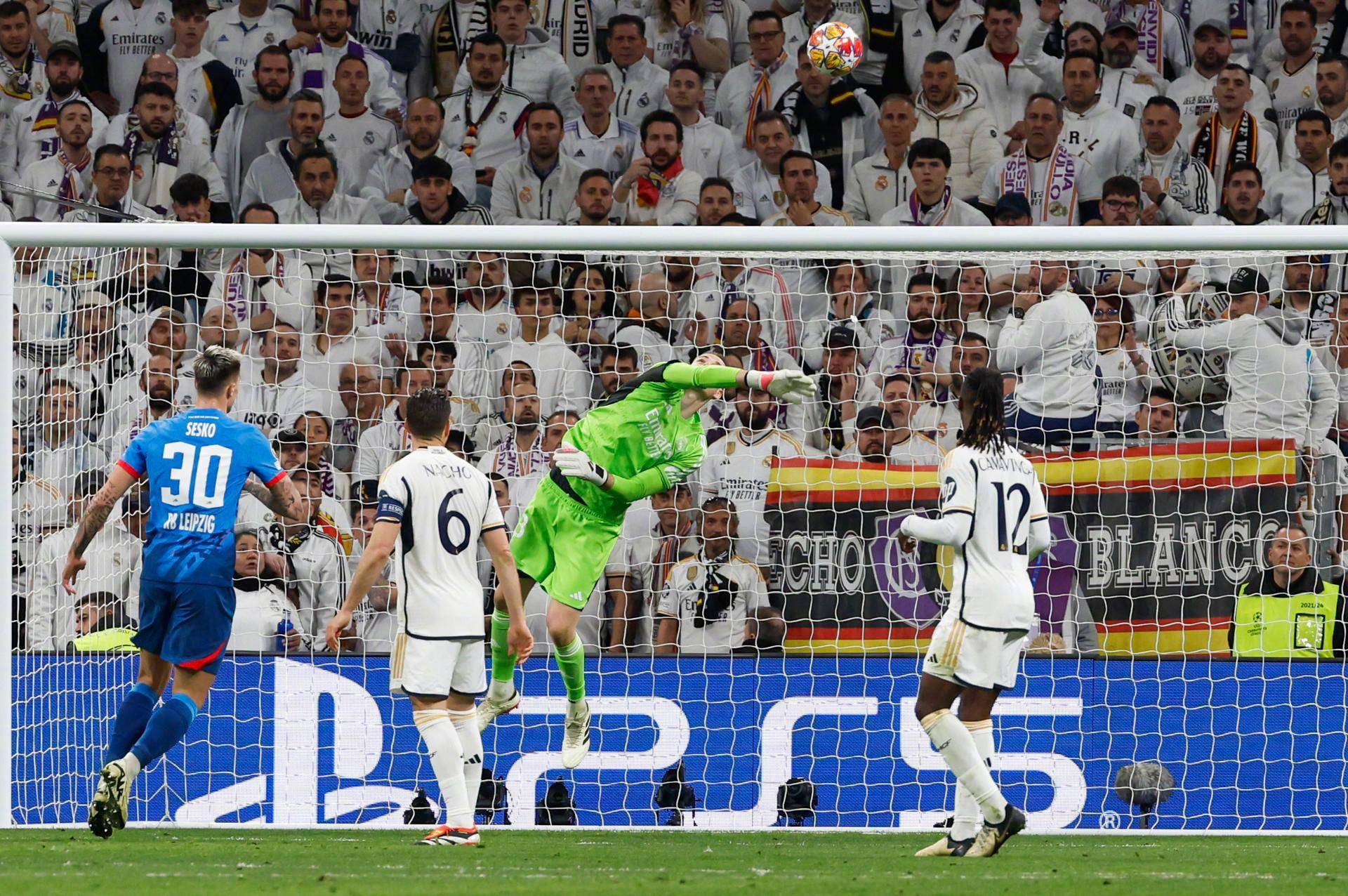 斯洛伐克惊险晋级，士气高昂的简单介绍