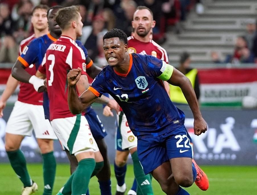 荷兰队击败匈牙利，晋级半决赛