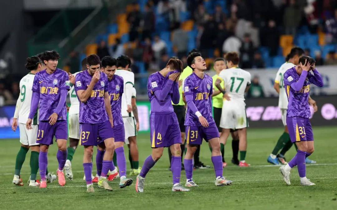 PG Soft Gaming-客场作战的球队面对强敌，顽强拼搏展现了团结一致的简单介绍