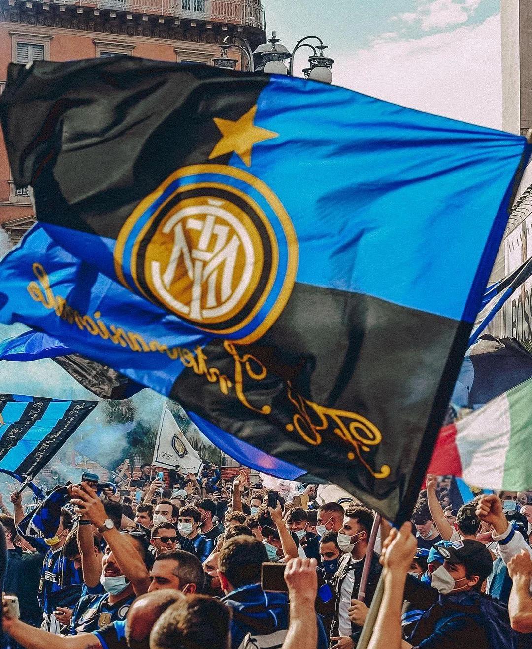 C罗率领尤文图斯战斑马军，国米准备反击