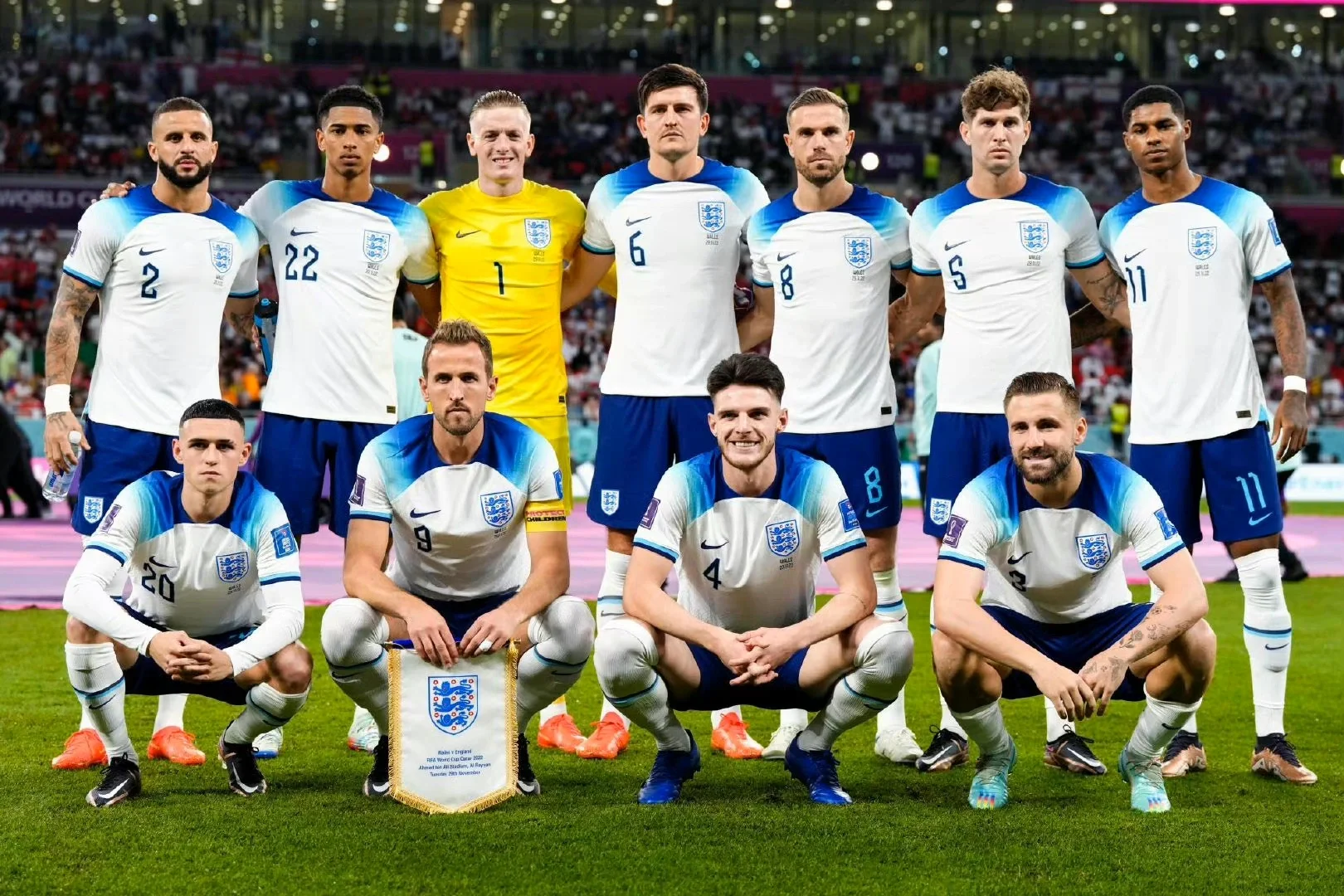 包含意大利主场痛失三分，小组头名前景难测的词条