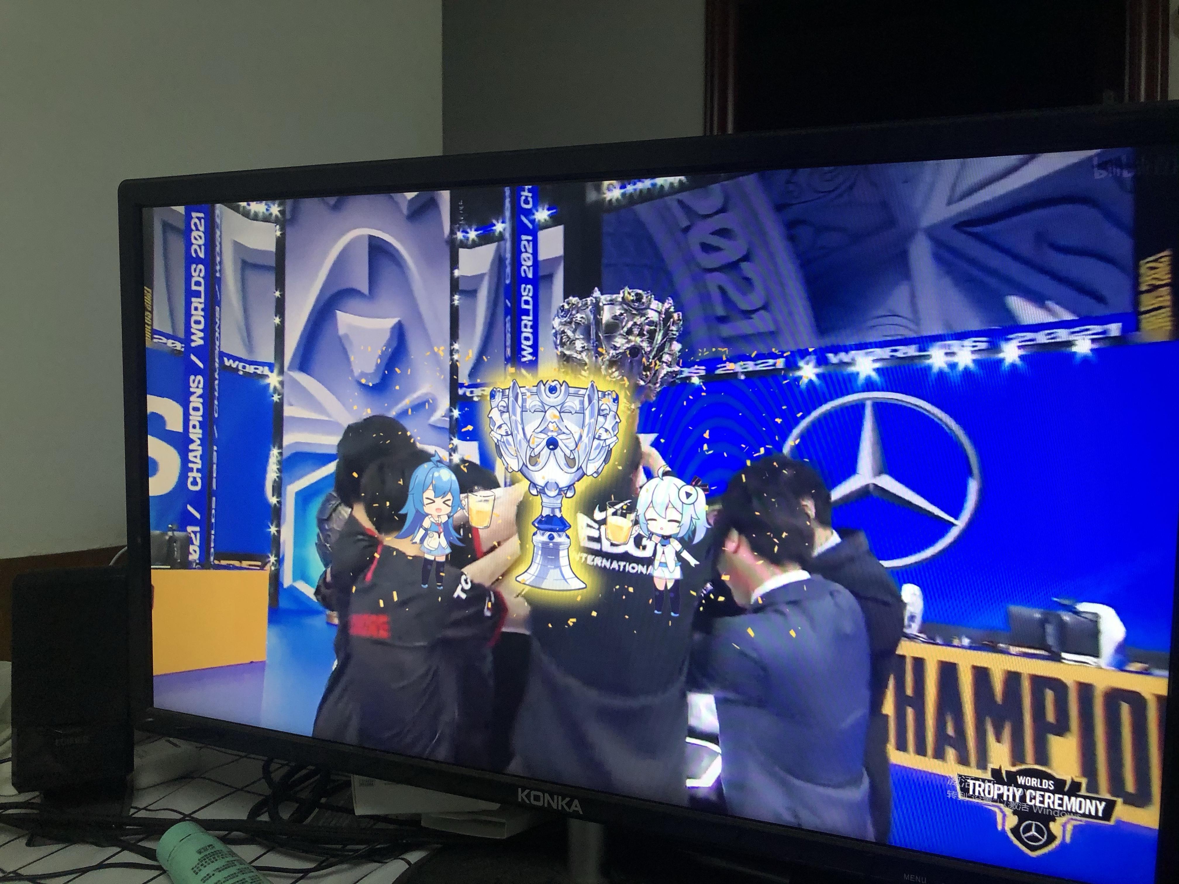 100T绝杀BLG，Bin操刀奇招英雄翻盘鏖战多局全球总决赛，技惊四座的简单介绍