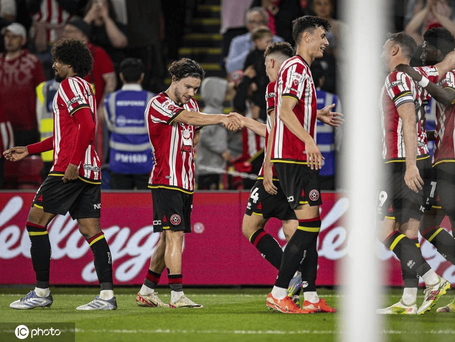 谢菲联客场惜败曼城，遗憾出局