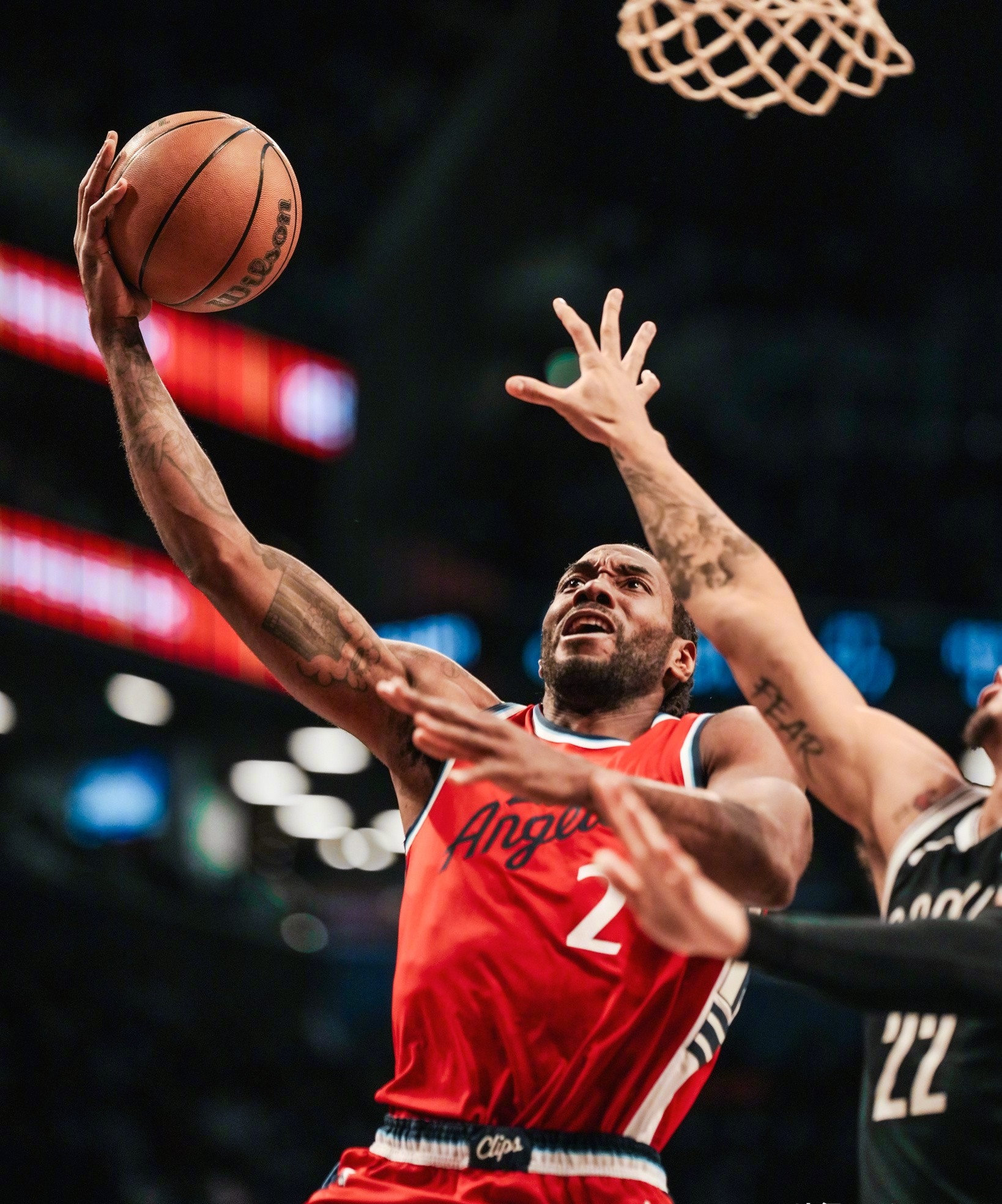 快船客场击败勇士，莱昂纳德砍下30分领军取胜