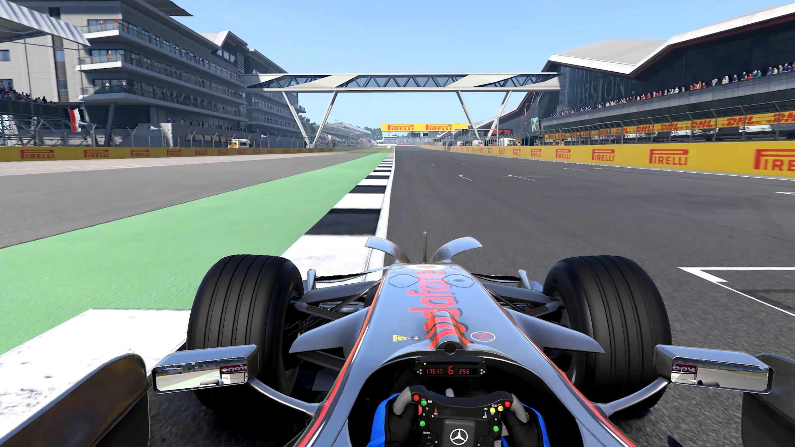 PG中国官网-阿斯顿马丁横扫迈凯伦，拉塞尔状态火热的简单介绍